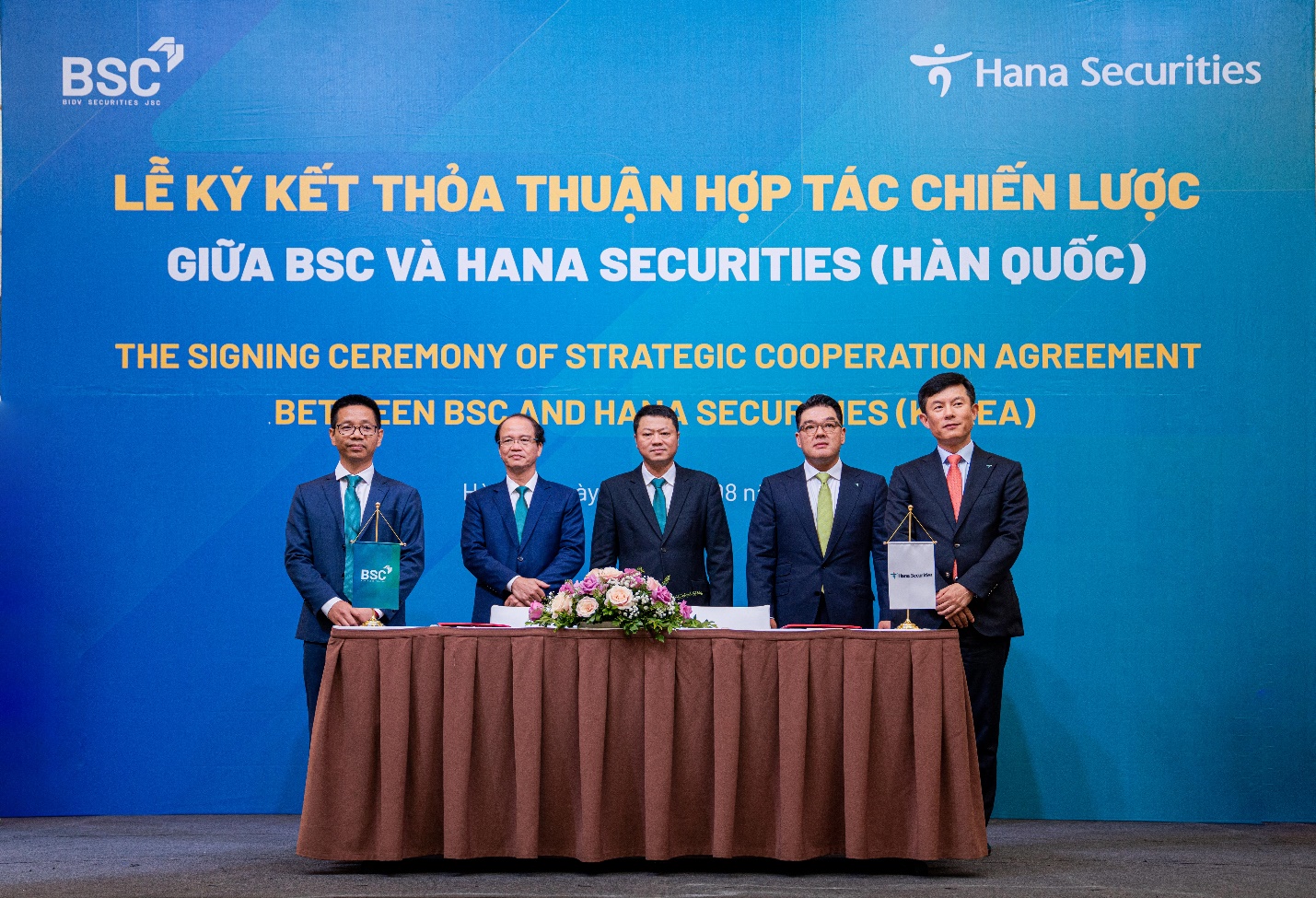 Key officials of Hana Securities and BSC at the Signing Ceremony